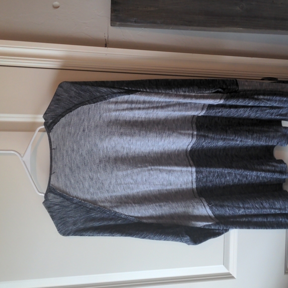 Light Sweater - Picture 2 of 4